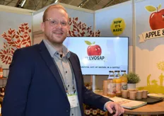 Jasper Vogel van Flevosap promoot hun internationale merk Apple & Co. op de beurs en de organic-lijn Juice Family.